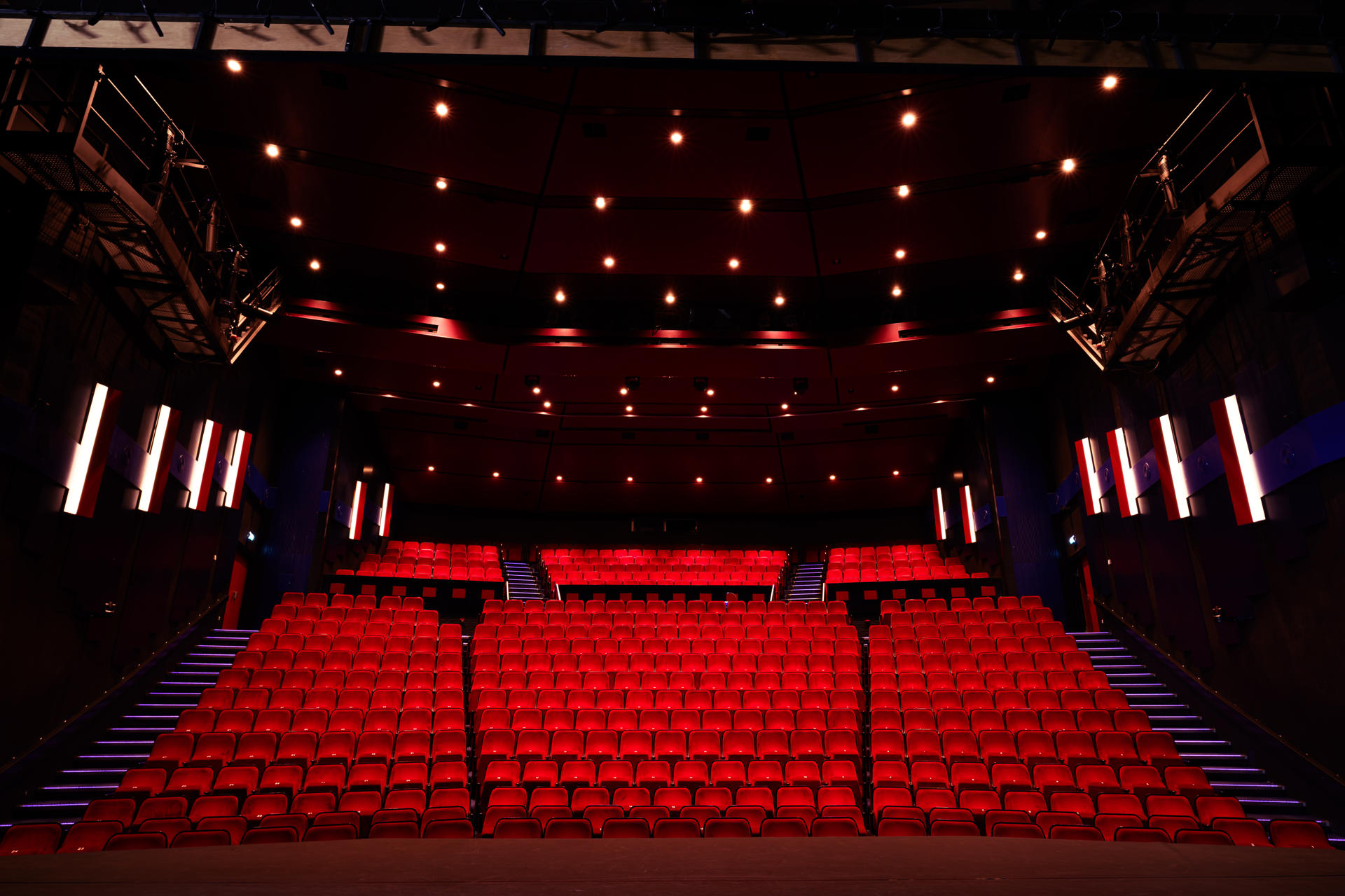 Lampegiet Theater